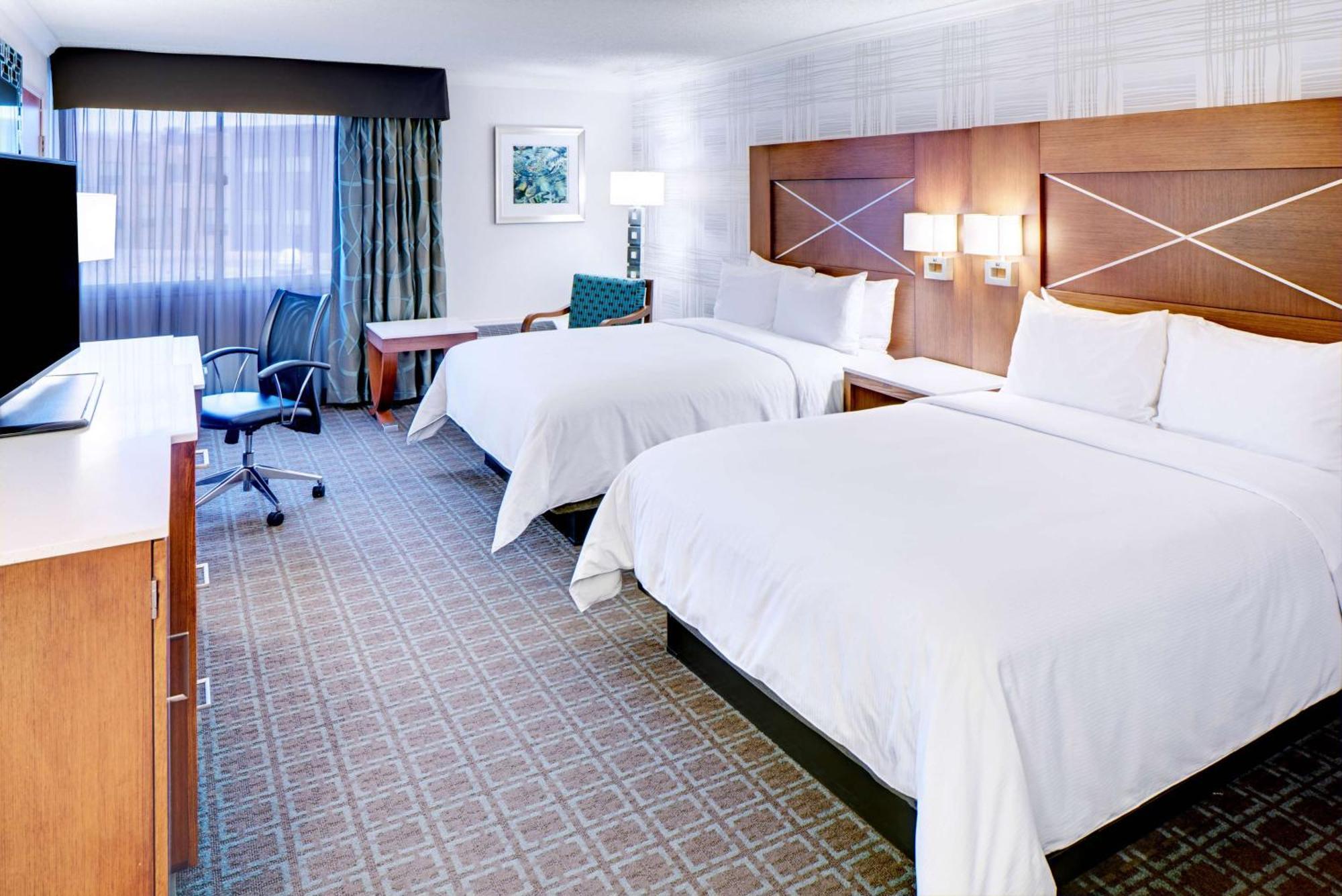 Doubletree By Hilton Madison Downtown Hotel Ngoại thất bức ảnh
